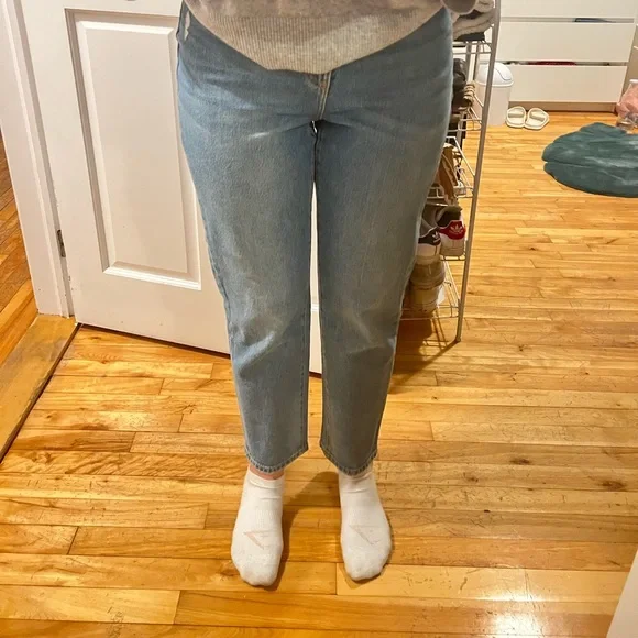Jeans - Picture 1 of 3